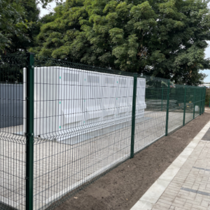 Wire commercial fencing